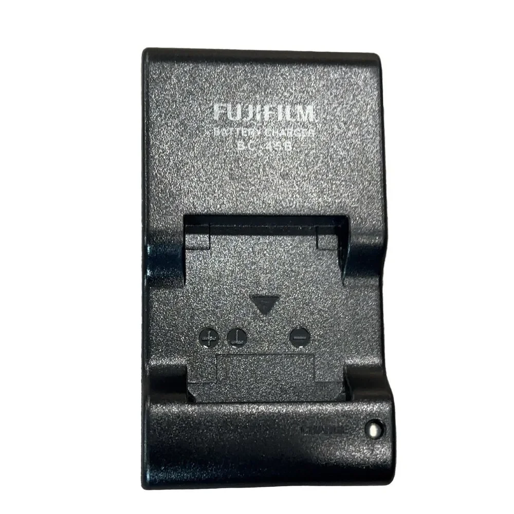 Fujifilm BC-45B Battery Charger Black Foldable Plug Camera original OEM ￼